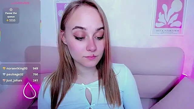Chat XXX ao vivo de LianaBright