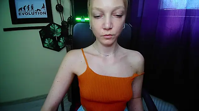 EmillyPlay Live XXX-Chat