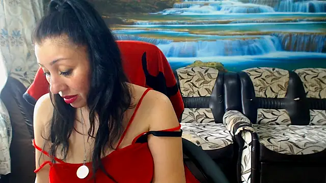 Chat soba uživo modela MoistMady
