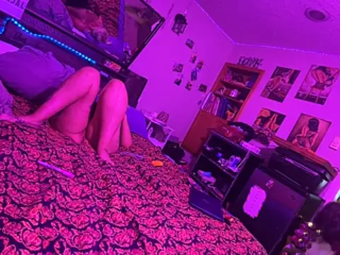 Bad_Boy69_MattZZZ's Live XXX Chat