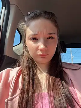 hiding-mila 网络视讯表演