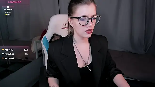 CathyAdams: απευθείας συνομιλία ΧΧΧ