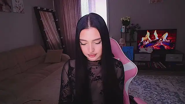 yoursLina's Live XXX Chat