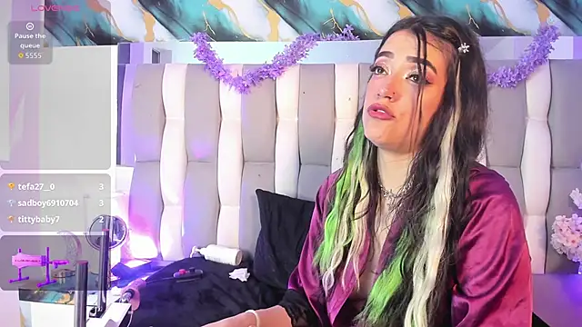 Chat XXX en directo de IsaDiiaz