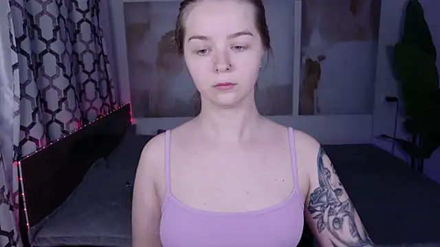 Chat XXX ao vivo de SirenaDoll