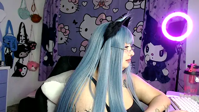 Chat +18 de lussyevans24 ao vivo