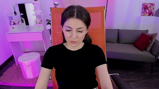 DiRosie Adlı Modelin Canlı XXX Sohbeti