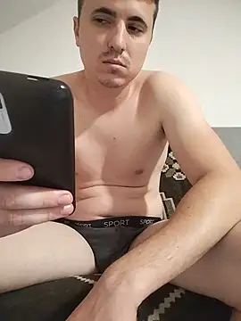 MrNoBoDy000 Show Webcam