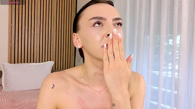 AlissaMarks 现场XXX聊天