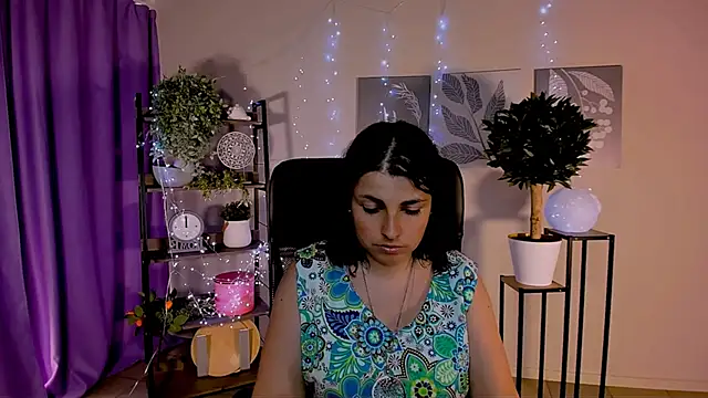 دردشة MartaEdams الجنسية المباشرة
