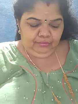 tamilthanushri's Live XXX Chat
