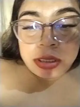 Živý XXX chat Diamily