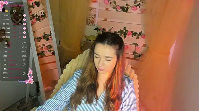 دردشة Bella_XO الجنسية المباشرة
