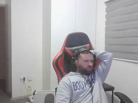 Giingz22's Webcam Show