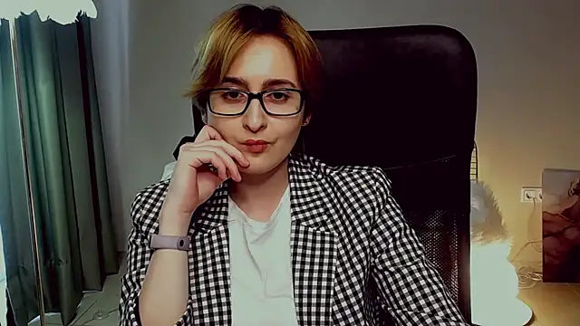 Онлайн чат XXX LixeLuna