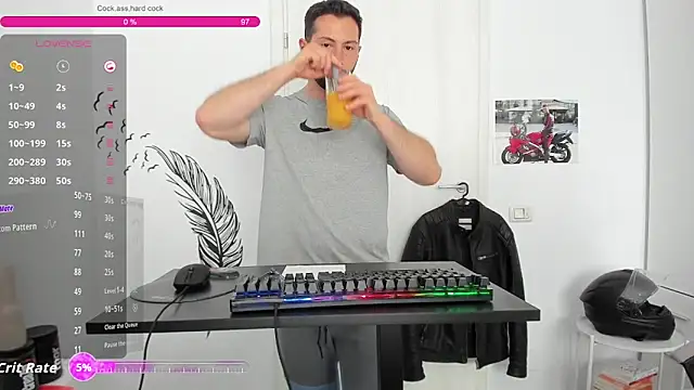 ZackFraser élő XXX-chatje
