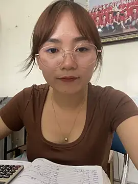 Bana-gibee's Live XXX Chat