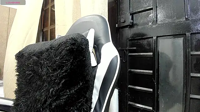 Czat XXX na żywo – pipe_hot04