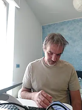 Marcolino183 Show in webcam