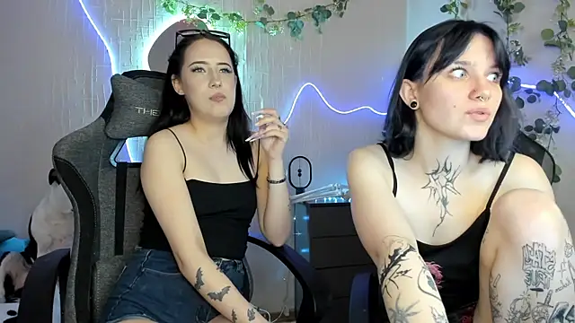 Elastikisss – webcam-show