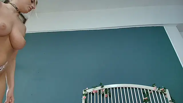 AlicePirs' Live XXX Chat
