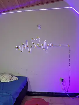 Онлайн чат XXX violeta_E_