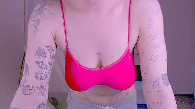 Hot_Blonda élő XXX-chatje