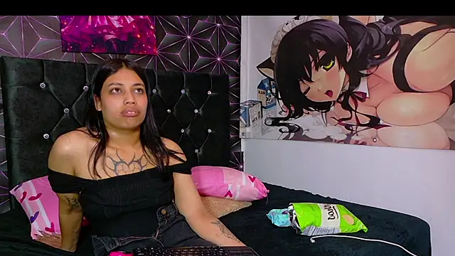 AryahMoonn Chat XXX in diretta