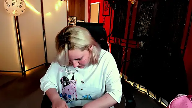 Chat XXX en directo de KathyBriggs