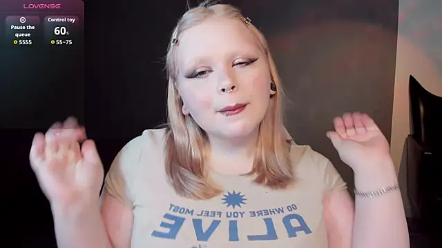 LottieReed's Live XXX Chat