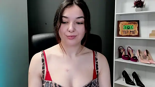 Chatroom XXX en direct de Meagn_Extasy