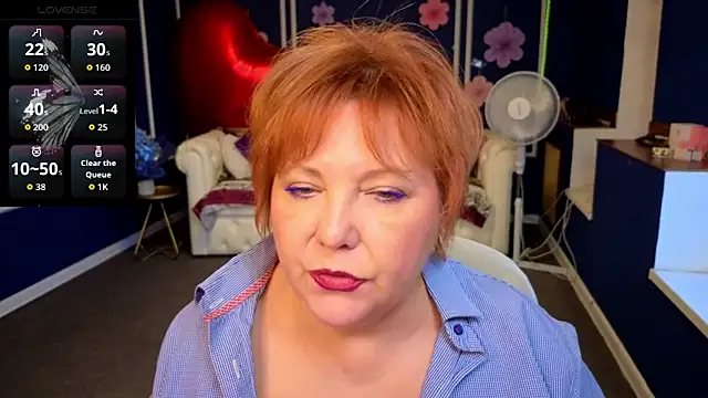 Kira_Kenett élő XXX-chatje