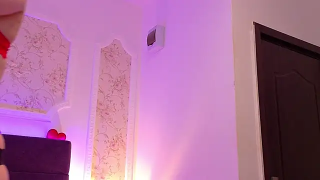 KarinaNoirのライブXXXチャット