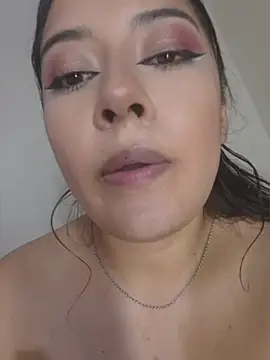 x_Adeline_'s Live XXX Chat