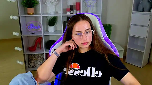 NadinnL Live XXX Chat