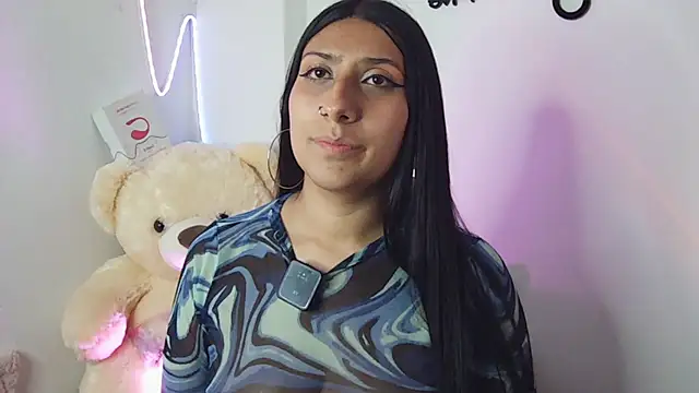 Sara_BlumのライブXXXチャット