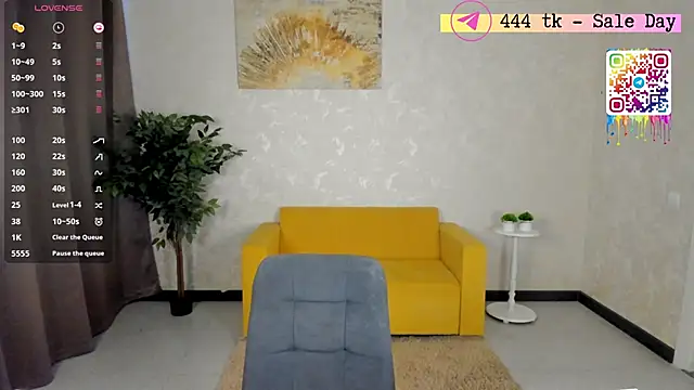 FlirtyAura's Live XXX Chat