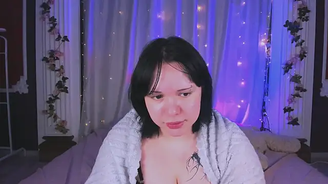 Chat XXX ao vivo de KittyNuarr