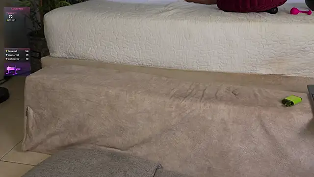 mia_lacy_'s Live XXX Chat