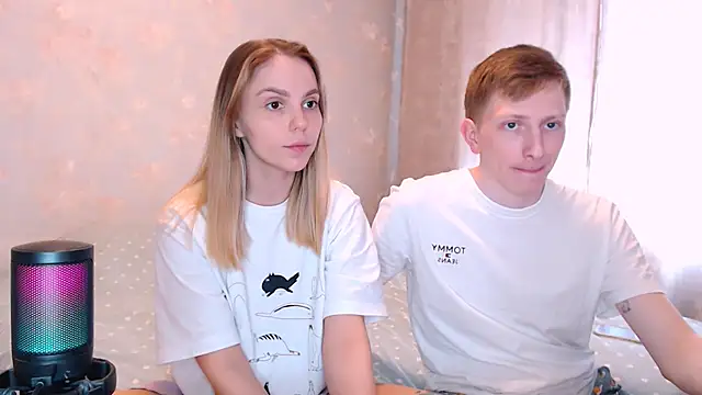 juliaanddima Adlı Modelin Web Kamerası Şovu