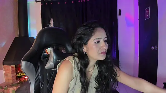 Vicky_Angeel Chat XXX in diretta