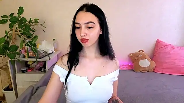 Czat XXX na żywo – WildKittenX_
