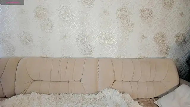 Kathrine_Meyer Adlı Modelin Canlı XXX Sohbeti