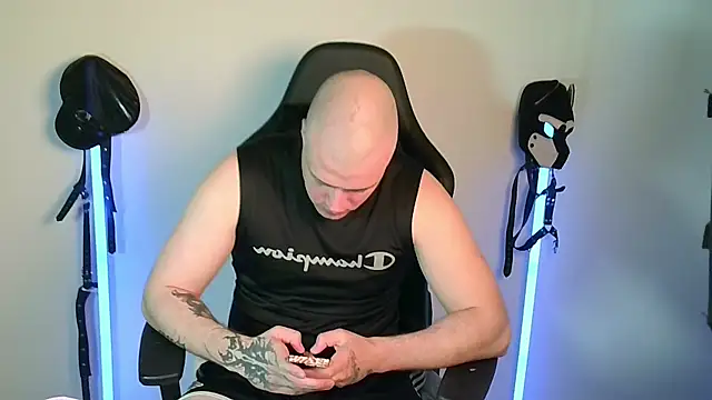 Bigbaald Live XXX-Chat