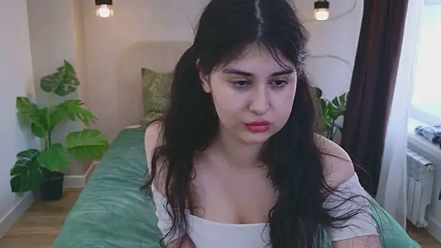 Chat XXX en directo de Lyra_Skye