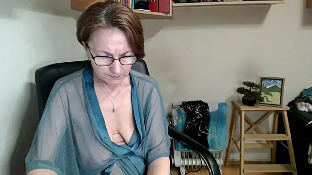 katemodel élő XXX-chatje