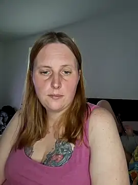 Nadja37 Adlı Modelin Web Kamerası Şovu