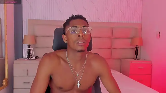 timosX_ Live XXX Chat