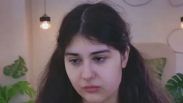 Chat +18 de Lyra_Skye ao vivo