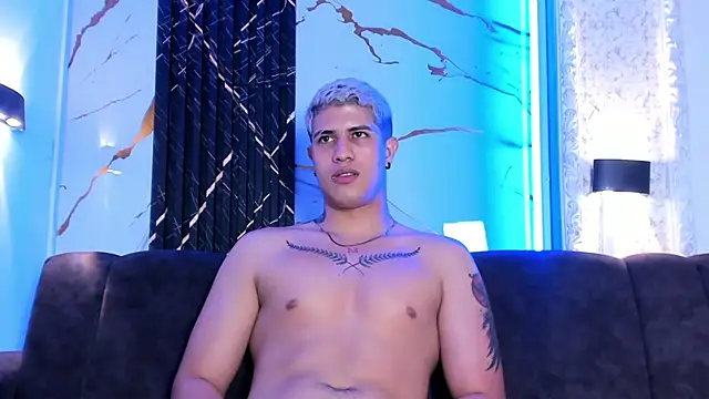 Show modela dominic_connor na web-kameri